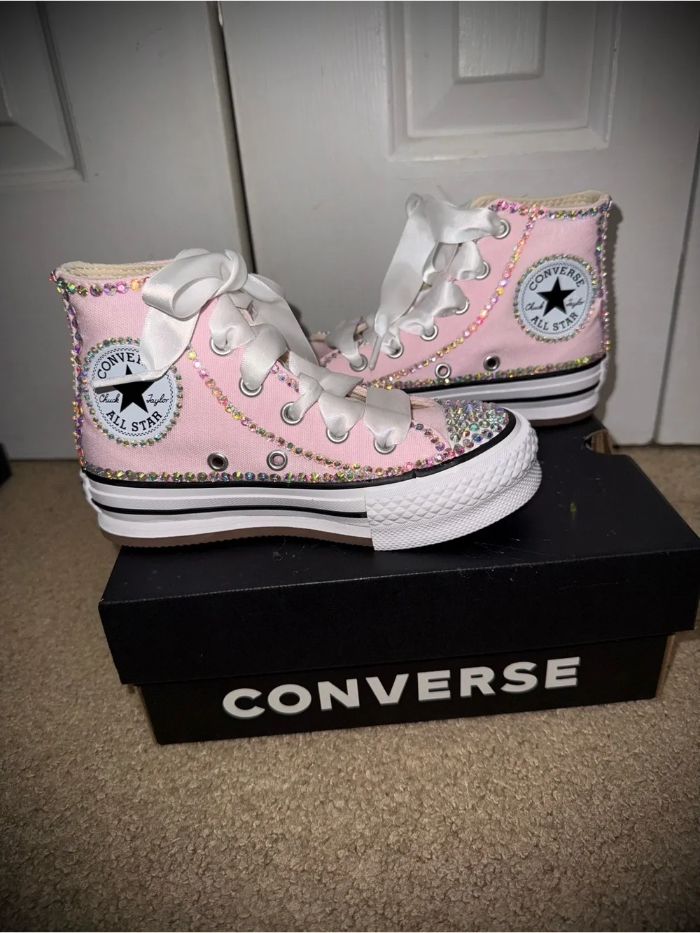 NWT Custom Bling Converse Chuck Taylor High Tops | Kids Size 11 | Pink | Rhinest